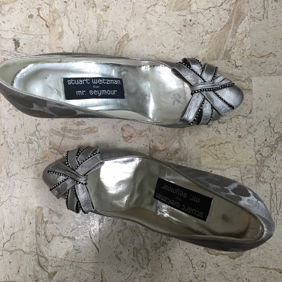 Vintage Elegant Silver Slip On Pump Pointed Toe Bow Size 6 - Picture 4 of 10